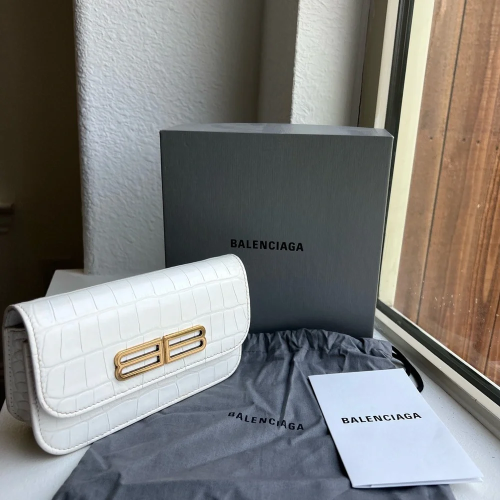 Balenciaga White Croc-Embossed Clutch - Picture 1 of 3